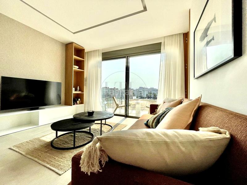 Foto 3e87b742-bf65-4fe2-ba93-2facacd405e8. Location appartement avec parking piscine dans S´Eixample-Can Misses Ibiza