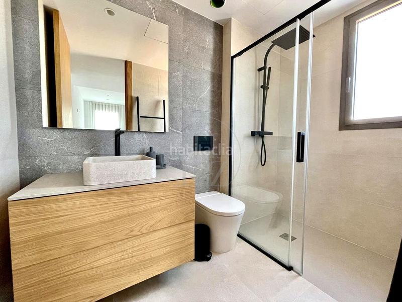 Foto 4899931a-988e-474f-a98a-f9669e66f00b. Location appartement avec parking piscine dans S´Eixample-Can Misses Ibiza