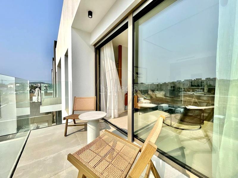 Foto 55199d53-dd39-46ed-8087-31a2f5be3638. Location appartement avec parking piscine dans S´Eixample-Can Misses Ibiza