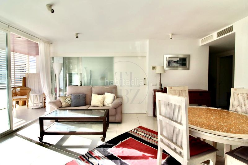 Foto 49f5df59-703f-43e9-b823-1c00727bb089. Apartament amb piscina a Ses Figueretes - Platja d'en Bossa - Cas Serres Ibiza