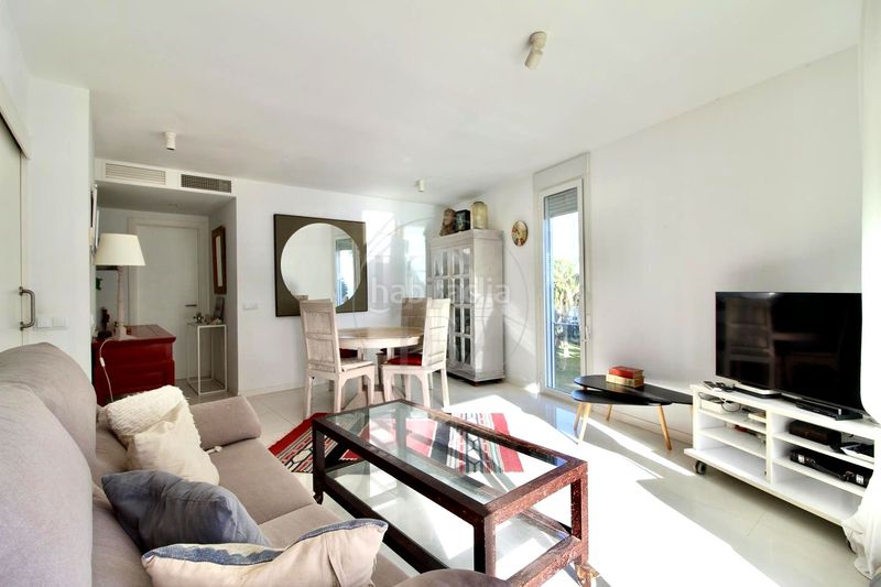 Foto e7fd9882-53ed-41ec-b4ff-70ce3d617228. Apartament amb piscina a Ses Figueretes - Platja d'en Bossa - Cas Serres Ibiza