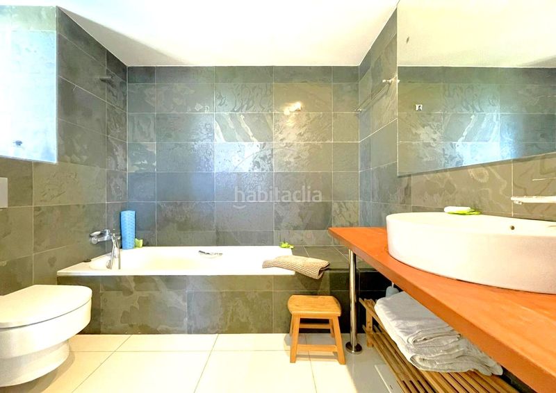 Foto e8a3db11-bf1e-4e41-80d1-2953d8579538. Apartament amb piscina a Ses Figueretes - Platja d'en Bossa - Cas Serres Ibiza