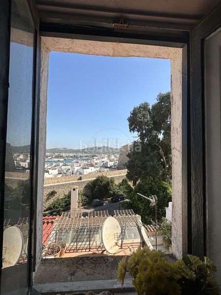 Foto 84226a72-04e4-4df7-9b64-8d2fbe5a82f7. Appartement dans Dalt Vila-La Marina Ibiza