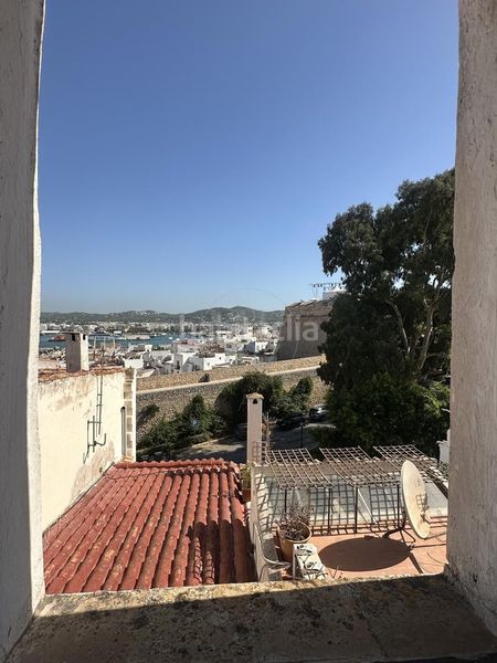 Foto a924a28a-d494-4180-bdb5-d861465d69b9. Appartement dans Dalt Vila-La Marina Ibiza