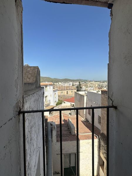 Foto dc151fce-ed9c-412b-86b9-bee5ac2b9399. Appartement dans Dalt Vila-La Marina Ibiza