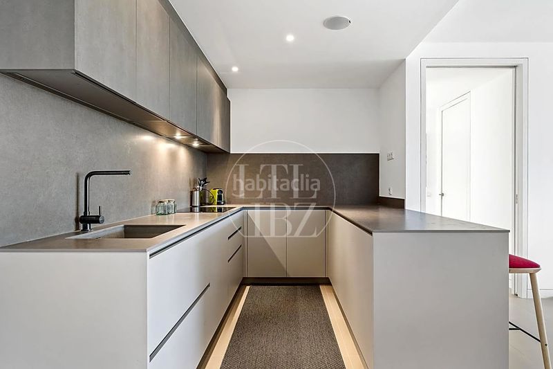 Foto 98ab2710-d149-4925-9598-1f090f76c5a1. Appartement dans carrer arrapatxita 12 dans Cap Martinet Santa Eulària