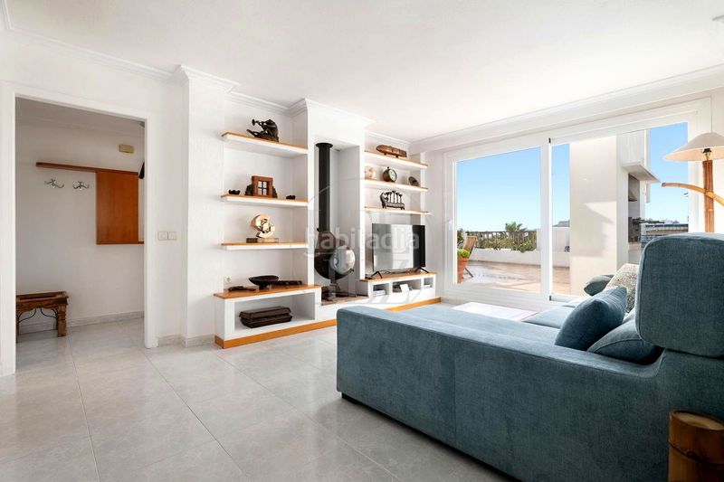 Foto 304c7b4d-1dea-41f4-82f0-0366721dc8fb. Lloguer àtic amb aparcament piscina a Marina Botafoc-Talamanca Ibiza