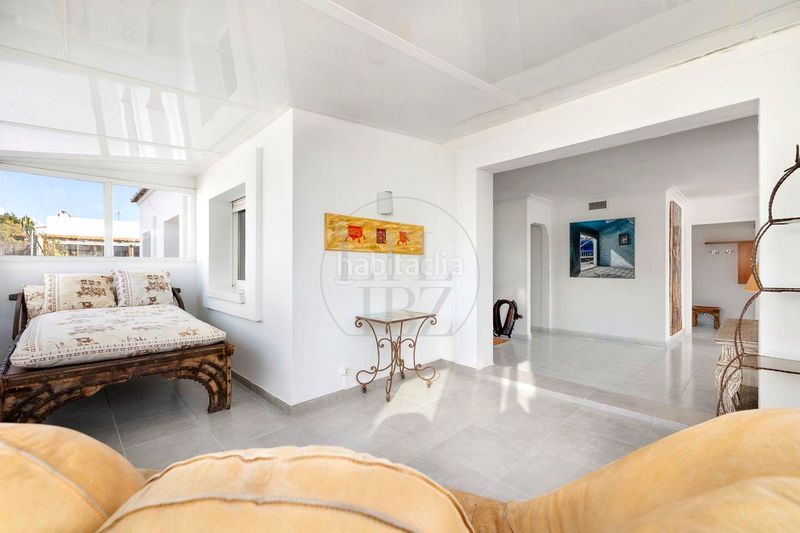 Foto ba5d5247-f312-446a-a4d9-efe8c4efee8d. Lloguer àtic amb aparcament piscina a Marina Botafoc-Talamanca Ibiza