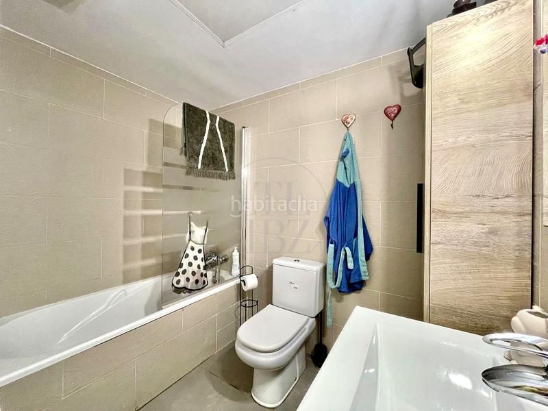 Foto a7b7fc1e-9ab9-4b93-b71b-eae981a64f93. Apartamento  en venta en talamanca, 3 dormitorios, terraza y garaje en Ibiza