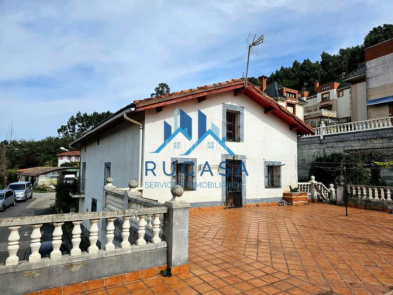 Foto c48f2f89-193d-450b-af0f-f1456733c7ad. Casa amb calefacció a Otañes-Talledo Castro - Urdiales