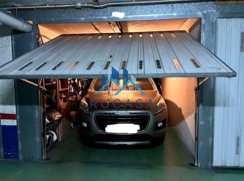 Foto bed5b5c3-2e30-464b-9d1d-52a4234ce7b1. Posto auto in Covadonga - Campuzano - Ciudad Vergel Torrelavega