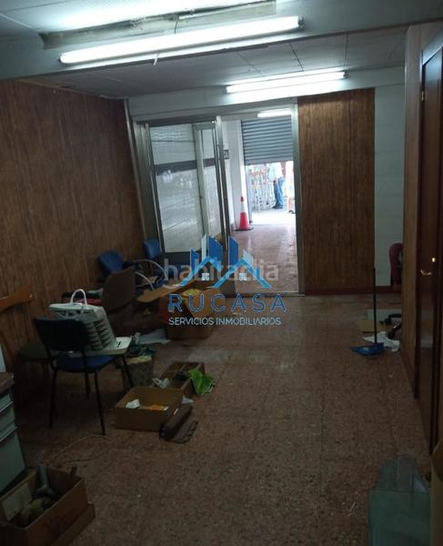 Foto 445e05f2-b1d9-438b-b25b-db235ea74d7b. Alquiler local comercial alquiler local calle cádiz en Santander