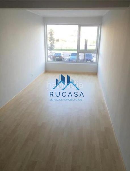 Foto 14a33bff-a618-4dec-b9b1-26ad2b29b835. Alquiler local comercial local en marques de la hermida en Santander