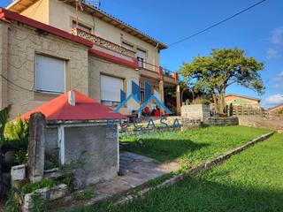 Casa  Lluja. Esplendido chalet independiente en peñacastillo santander!