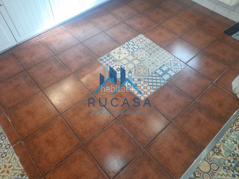 Foto a8a20938-92d5-42aa-82bd-272b5623090f. Casa aparellada amb calefacció a Aguilar de Campoo