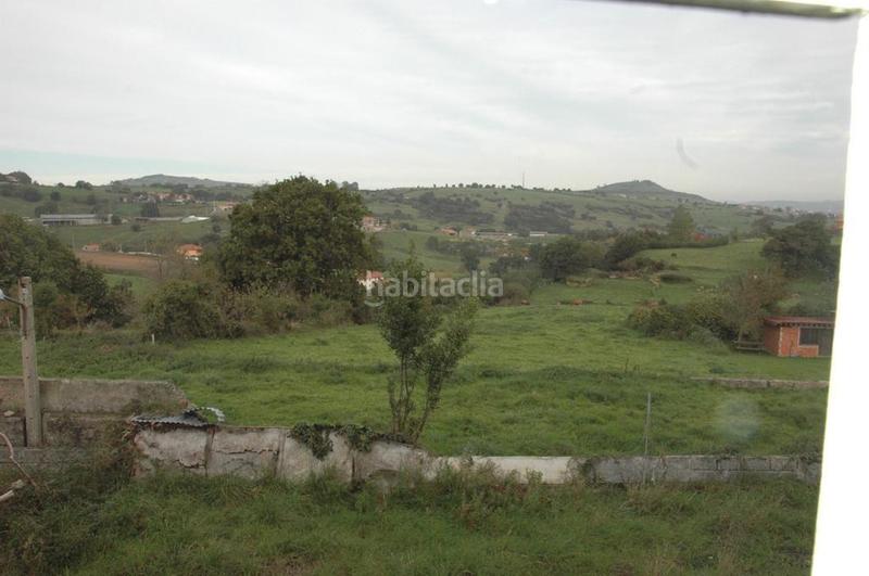 Foto c436c6cf-cced-40ea-8eda-0a6b50210196. Casa amb aparcament a Reocín