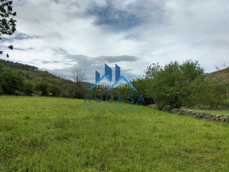 Foto 8b846272-0e83-4b12-a446-21d022d4076b. Terreny residencial a Cabuérniga