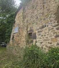 Haus  Lierganes. Dos fincas lierganes con edificación para restaura