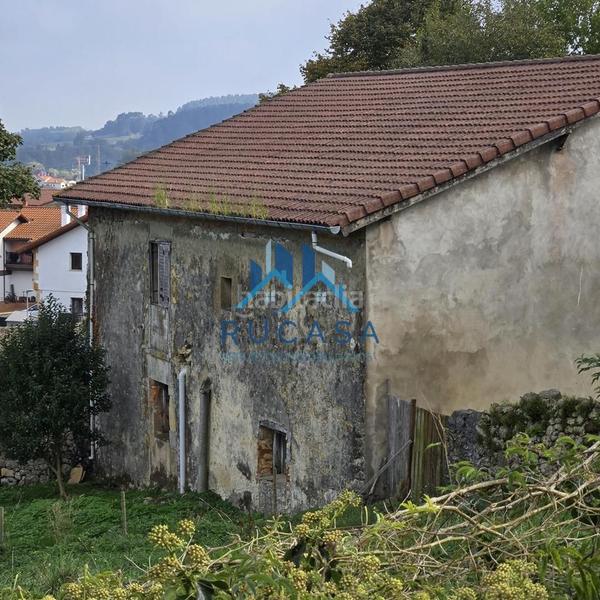 Foto 58c50809-11e2-4571-8395-cfbda69fc812. Haus in Reocín