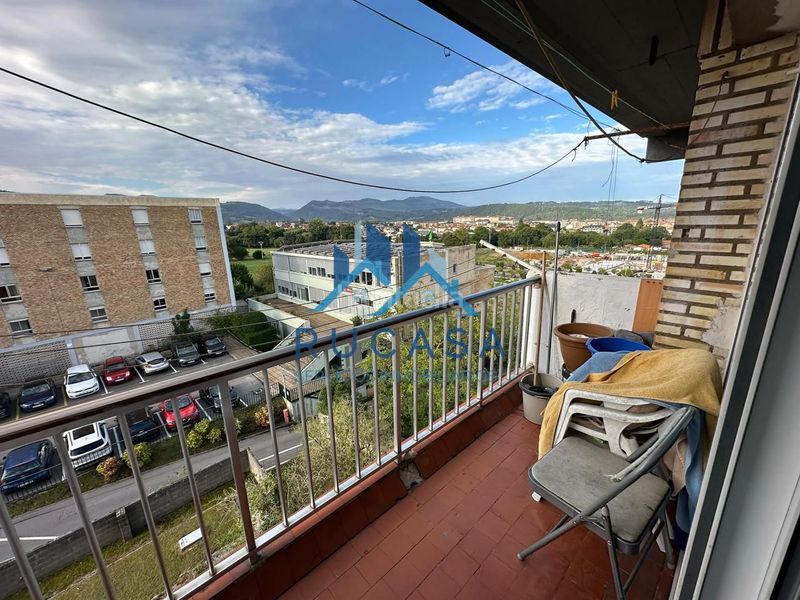 Foto 59221439-f4e9-4f29-9d3b-b859799eba74. Flat in Sierrapando Torrelavega