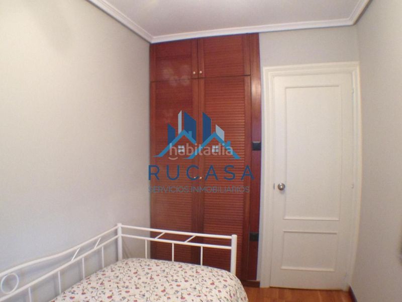 Foto bcb2b7e8-4761-4f20-977b-f4a1c9ac7ca7. Lloguer pis a Los Castros Santander