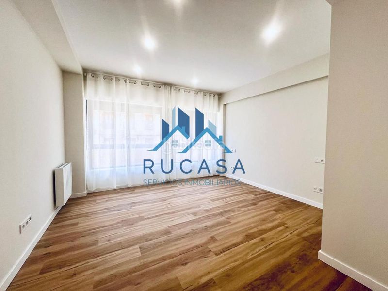 Foto 0a41c93b-c747-497a-b32e-0bed621835a8. Pis a Centro Torrelavega