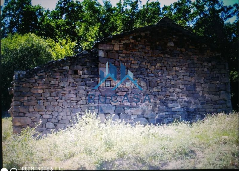 Foto 7f0d9a7f-c298-4ff0-b8b3-75f624e25fdc. Casa a Vega de Pas