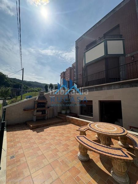 Foto 55b6f126-eca5-4180-8142-bab8f5617762. Casa a Centro Castro - Urdiales