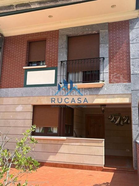 Foto 5abee832-adf3-40bb-a199-b2ae46c34f7e. Casa a Centro Castro - Urdiales