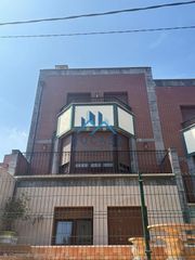 Casa  Del voluntariado. Venta chalet adosado en castro urdiales