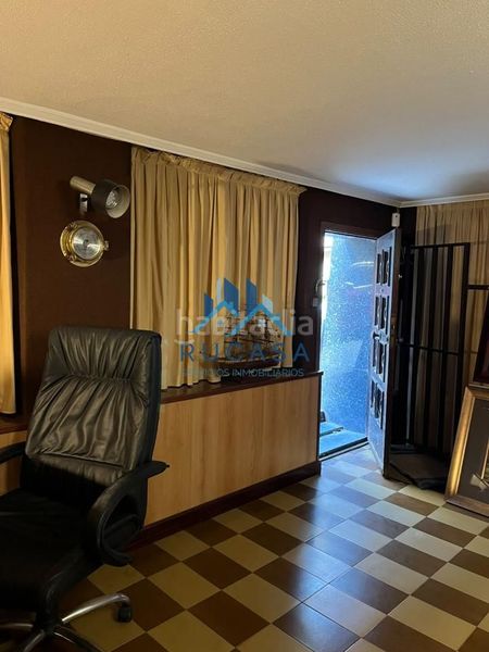 Foto 81d5d18a-86eb-45a9-a4b0-3e142884cd34. Local comercial a Puerto Chico Santander