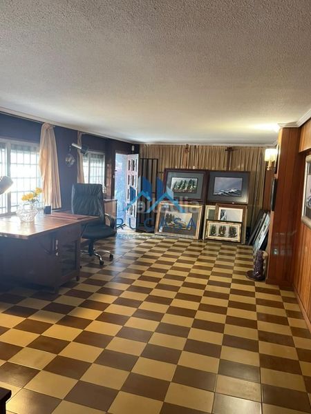 Foto c8345756-9396-4435-ab32-fca56e1e1301. Local comercial a Puerto Chico Santander