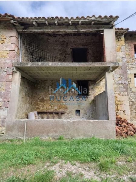 Foto cfe30dc0-c182-4589-9380-db6e2909f7b9. Casa venta de chalet en udias en Udías