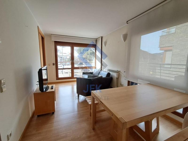 Foto 5972fb6f-079e-4d47-b31e-20fe274676f6. Rent flat with parking in El Tarter Canillo