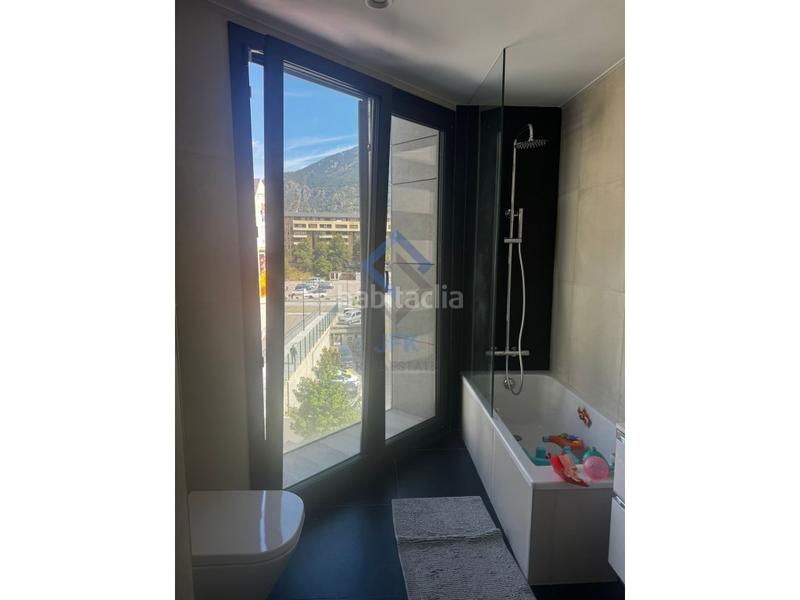Foto 6dd24764-e9f5-4658-98fa-45fa269b38f7. Alquiler piso  en alquiler en andorra en Centro Andorra la Vella