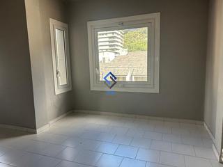 Miete Büro in Andorra. Alquiler oficina