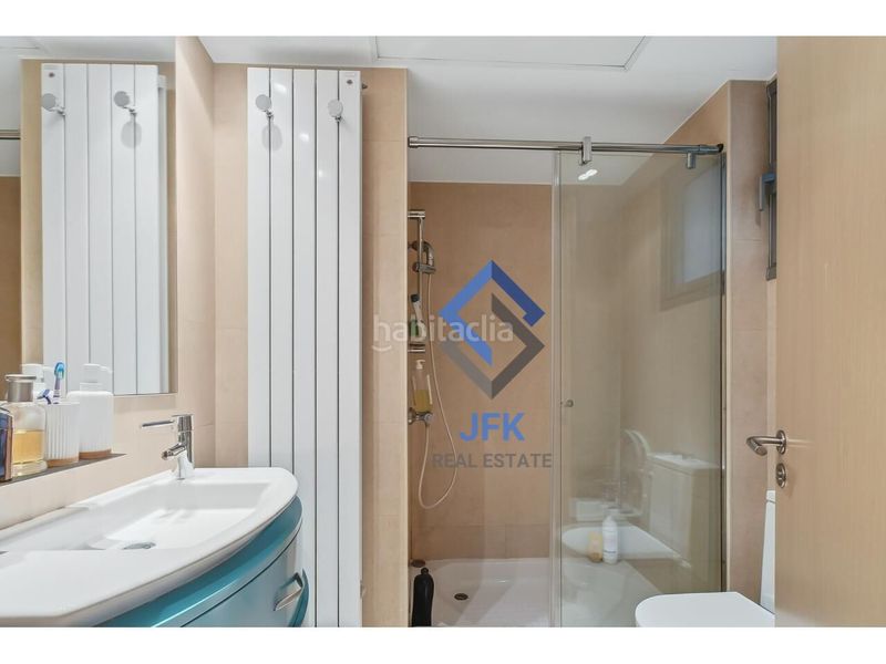 Foto 53afbfd5-cb2a-4557-8841-5e53e53865e5. Pis amb aparcament a Centro Andorra la Vella