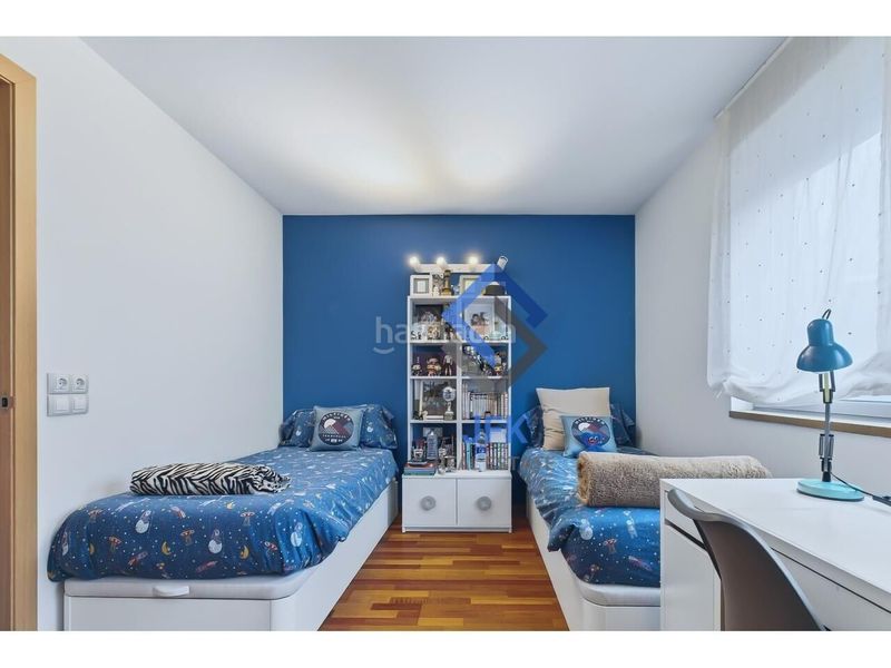 Foto 6d5403db-aace-4c43-a0f1-130a7a7e588b. Pis amb aparcament a Centro Andorra la Vella