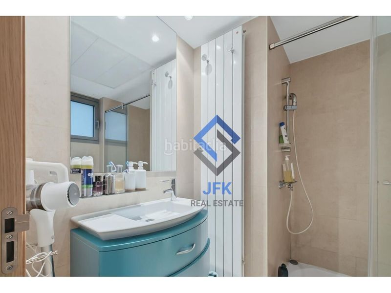 Foto ba90735b-c124-4483-a0dc-17f61e4988ed. Pis amb aparcament a Centro Andorra la Vella