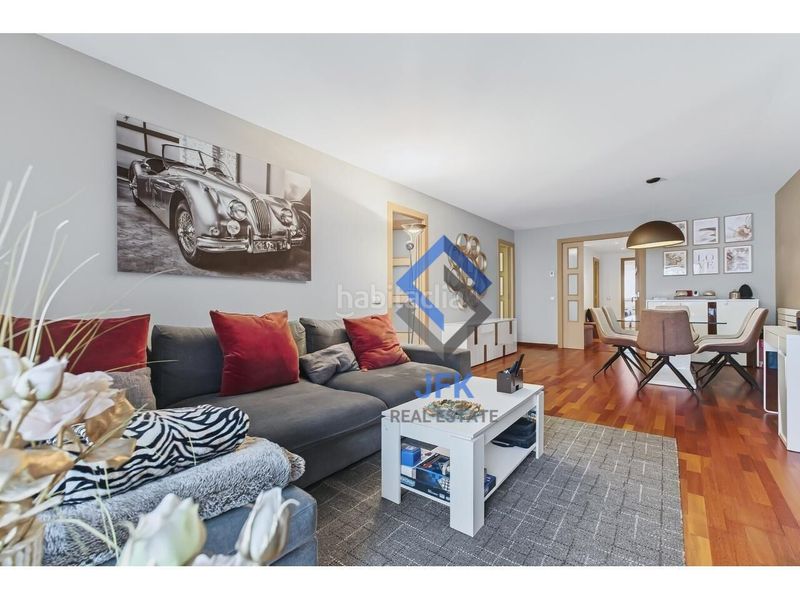 Foto d35734bb-a1bb-4a16-8ecf-b24c698132c8. Pis amb aparcament a Centro Andorra la Vella