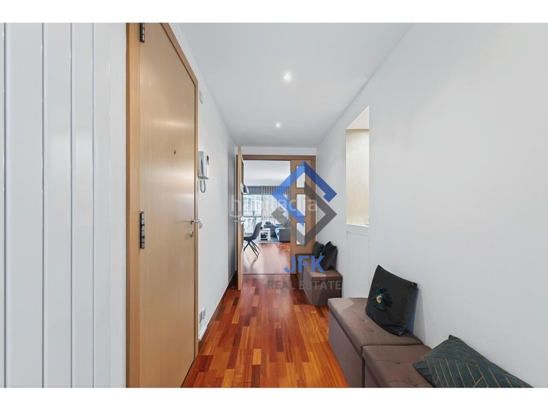 Foto d4dd497d-d7da-49d6-a58a-86a399ad2e12. Pis amb aparcament a Centro Andorra la Vella