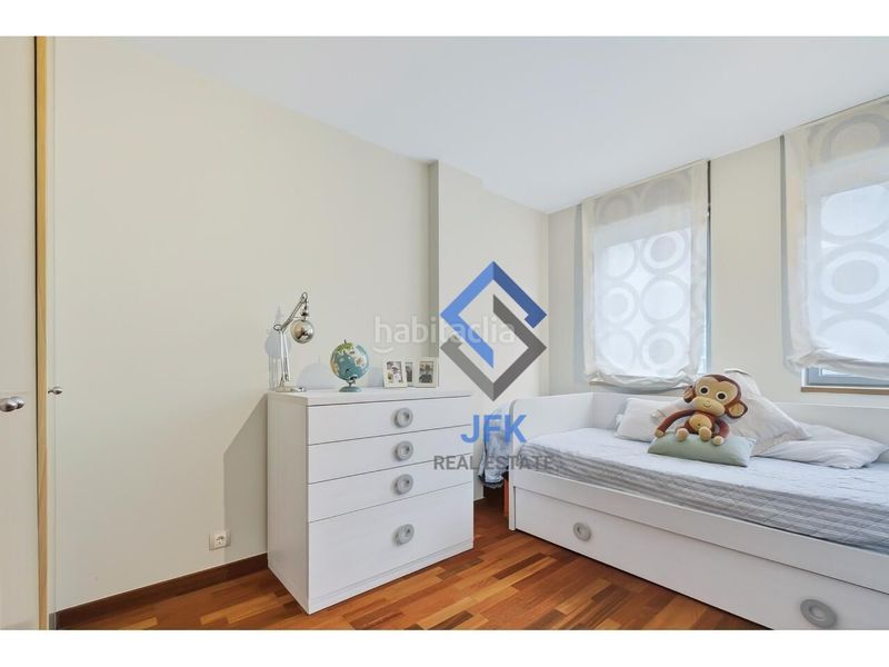 Foto fd68a8ef-87f2-4041-b7e2-6ea281e8daaa. Pis amb aparcament a Centro Andorra la Vella