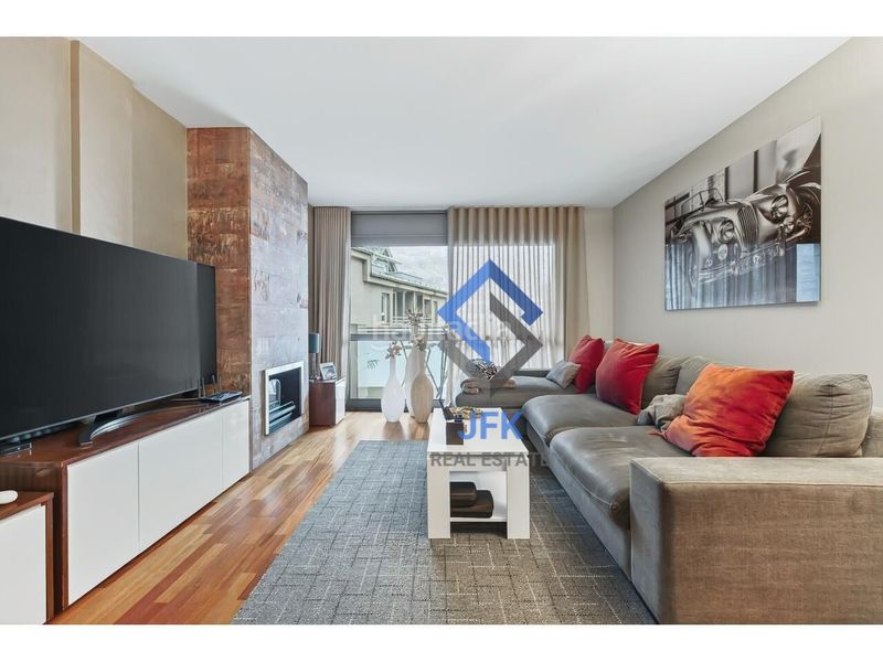 Foto fe673334-55c0-4776-a9b4-f2c81a833b26. Pis amb aparcament a Centro Andorra la Vella