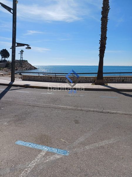 Foto c0743aa5-5a4b-4049-9b16-97eb6df27177. Terreny residencial a Ampolla (L´)