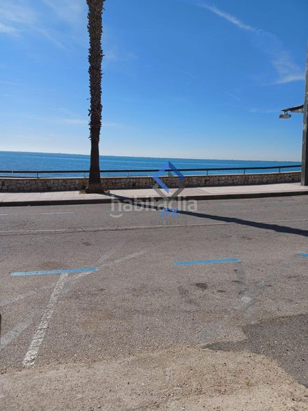 Foto fb8c5677-445f-4bf0-83ad-2b1aeaef0fbc. Terreny residencial a Ampolla (L´)