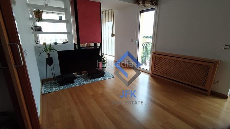 Foto 88aaac66-6d6a-41b6-934e-ad56dcd7e48e. Dúplex a Seu d´Urgell (La)