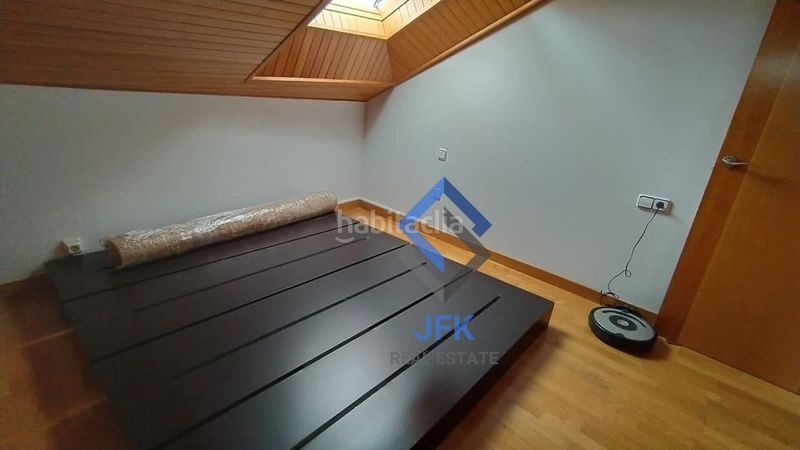 Foto ca86a1c1-82fc-4587-9b18-995cf13f77ee. Dúplex a Seu d´Urgell (La)