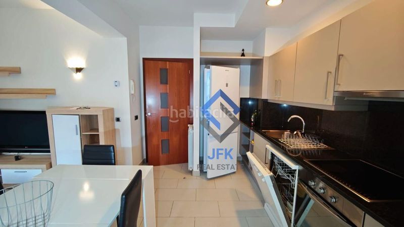 Foto 2e81cbdb-0ff5-4b43-ac0d-bf41d0e5996d. Rent flat with heating parking in Canillo Canillo