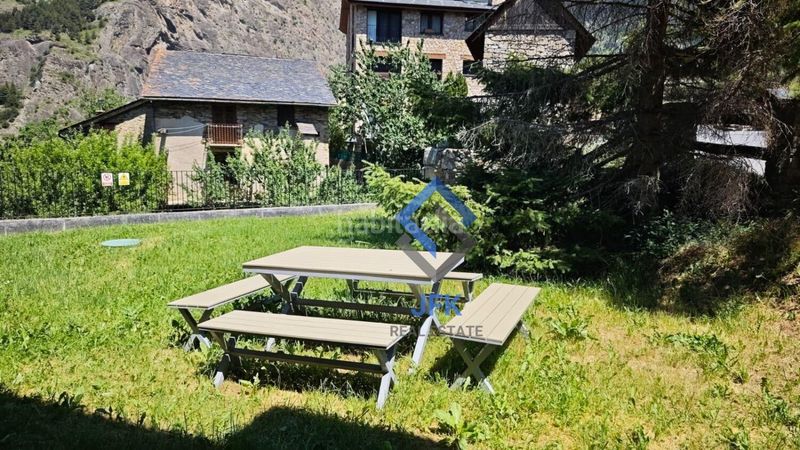 Foto 627cd10b-d431-457f-a00d-509e62499f82. Rent flat with heating parking in Canillo Canillo