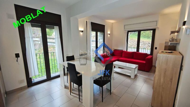 Foto f8466ec8-2d04-4912-9163-0018eb401138. Rent flat with heating parking in Canillo Canillo
